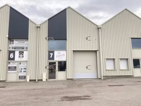 location local d’activités genas 69740 119m²