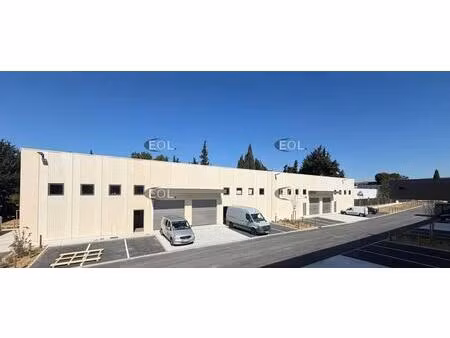 location local d’activités les pennes mirabeau 13170 203m² à 406m²