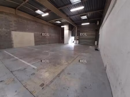 location entrepôt orly 94310 297m² à 603m²