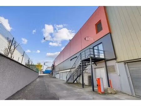 location local d’activités creteil 94000 590m² à 1450m²