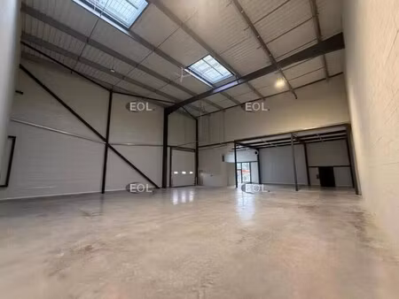 location local d’activités la queue en brie 94510 452m² à 4407m²