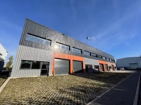 location local d’activités trappes 78190 1805m²