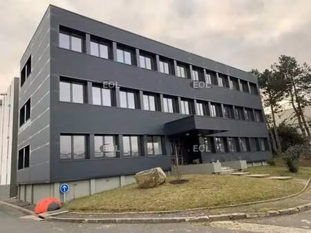 location local d’activités wissous 91320 407m²
