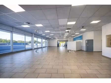 location local d’activités martigues 13500 1402m²