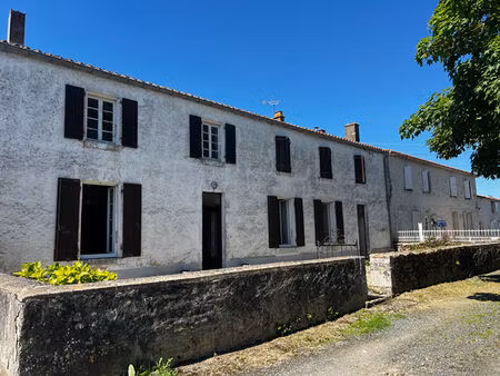 vente maison 5 pièces  94.00m²  vix
