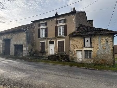 maison de village sans vis vis 6 pièce(s) 160 m2 a renover