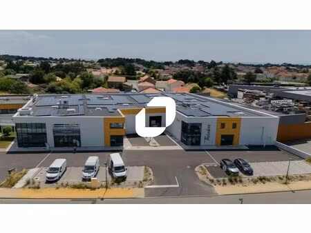 location local d’activités pornic 44210 454m² à 1056m²