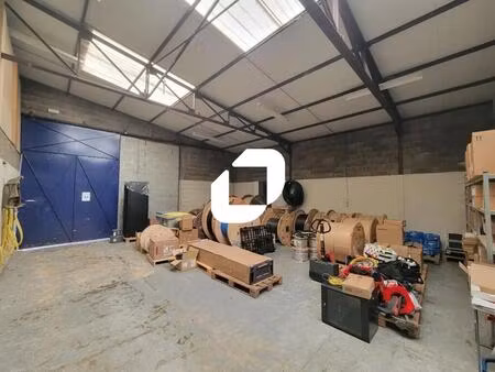 location local d’activités saint herblain 44800 370m²