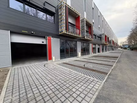 location local d’activités bobigny 93000 280m² à 2721m²