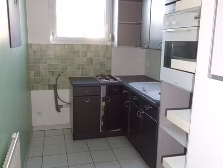 location appartement 2 pièces 43m² reims 51100