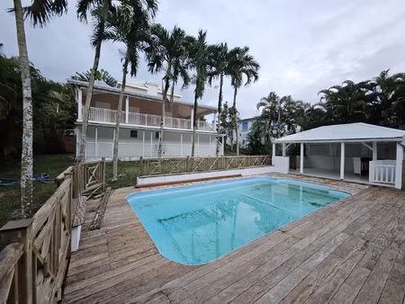 location maison 6 pièces 160m² baie mahault 97122