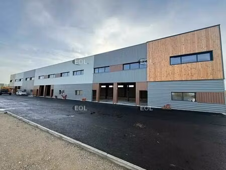 location local d’activités viarmes 95270 425m² à 2550m²