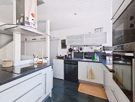 exclusivite maison centre saint maurice de lignon avec garage et appartement indépendant
