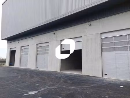 location local d’activités galluis 78490 85m² à 425m²