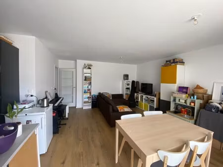 location appartement 3 pièces 65m² la madeleine 59110
