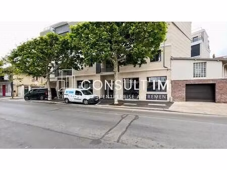 location commerce saint maur des fosses 94100 77m²