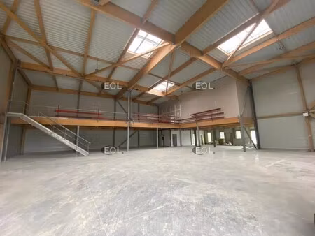 vente local d'activités 1 414 m²
