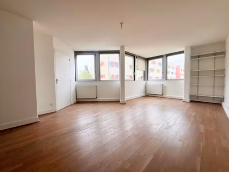 gratte ciel - appartement t3 de 66 m²