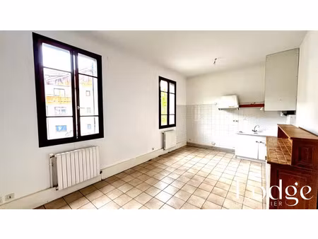 vente appartement 3 pièces 74m2 briançon 05100 - 203000 € - surface privée
