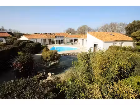 vente maison nieul-sur-mer (17137) - - surface privée