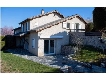 vente villa 5 pièces 140 m² à saint-julien-chapteuil (43260)  345 000 €