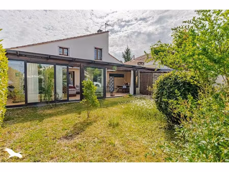 vente maison 5 pièces 125 m² à cenon (33150)  360 000 €