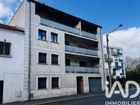 appartement à montreuil (93100)