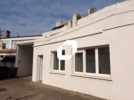 location bureaux 45 m²