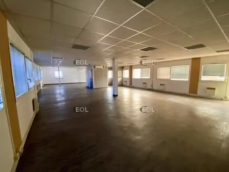 location bureaux 107 m² à 535 m²