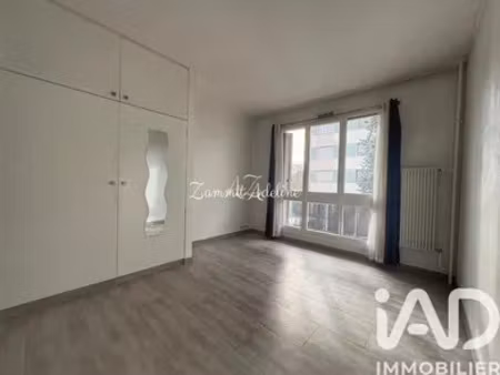 appartement à le blanc-mesnil (93150)