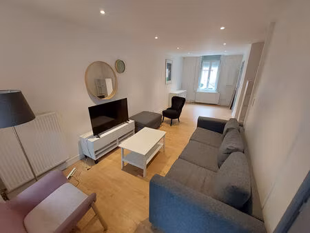 location maison 5 pièces  96.00m²  croix