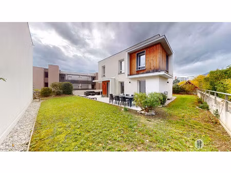 maison saint martin d'hères 4 pièces avec 240m² de terrain  quartier daudet