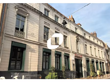 location bureaux 213 m² à 651 m²