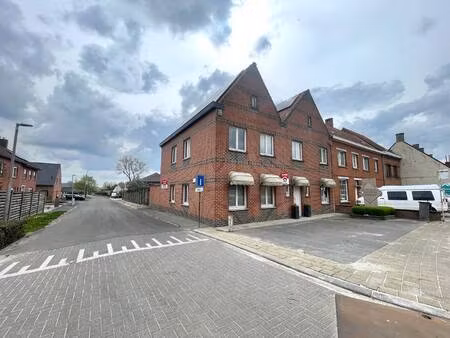 commercieel te koop in ardooie met 5 slaapkamers