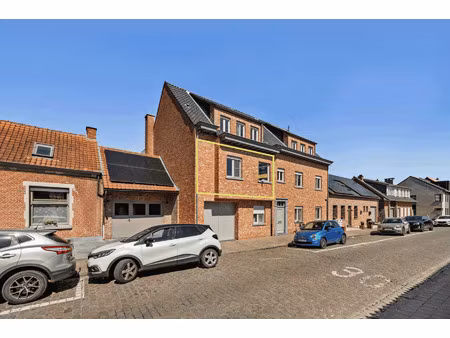 appartement te koop in ranst met 2 slaapkamers