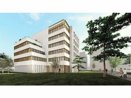 location bureaux 59 m² à 2 768 m²