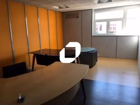 location local d’activités marines 95640 175m²