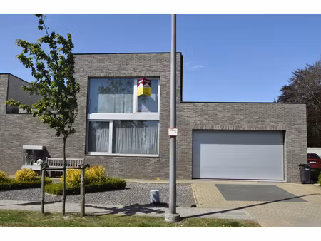 appartement te huur in vrasene met 2 slaapkamers
