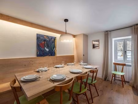 exclusivité : chalet mitoyen à 180 mètres de la piste de ski