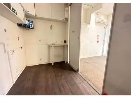 location commerce paris 75009 30m²