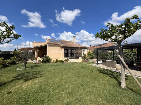 a vendre - sarrians - maison avec jardin et dependances