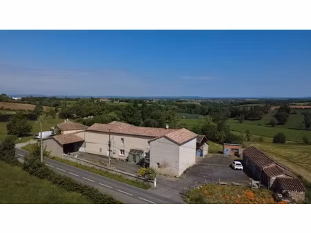 vente maison 4 pièces 110m2 valderiès 81350 - 125000 € - surface privée