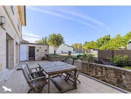 vente maison 6 pièces 205 m² à arveyres (33500)  462 000 €