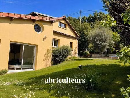 vente maison à rueil-malmaison (92500) : à vendre / 133m² rueil-malmaison