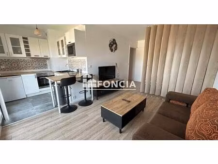 studio rénové - bail meublé