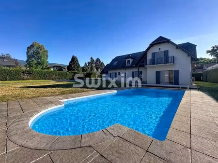 maison individuelle t8 de 223m2 sur terrain de 2'000m2!