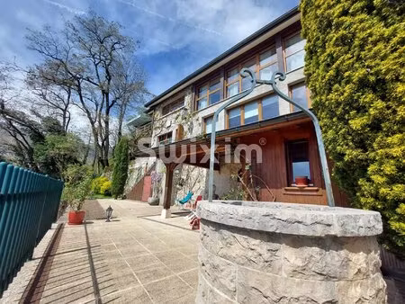 maison atypique vue mont-blanc