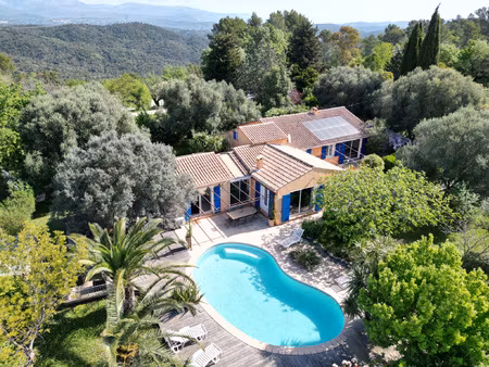 villa en 2 appartements de plain-pied 200m2 habitable pisci