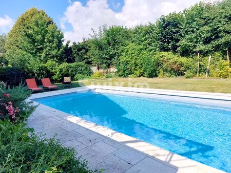 loft de 271 m2 avec piscine
