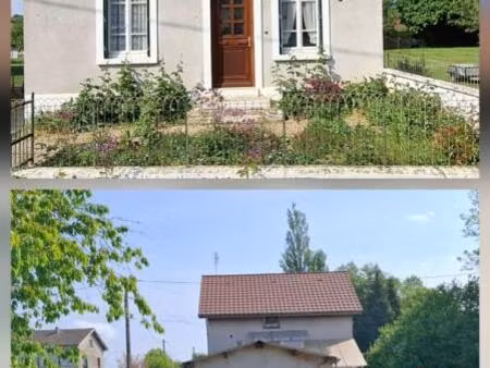 maison en village 70 m2 joli terrain